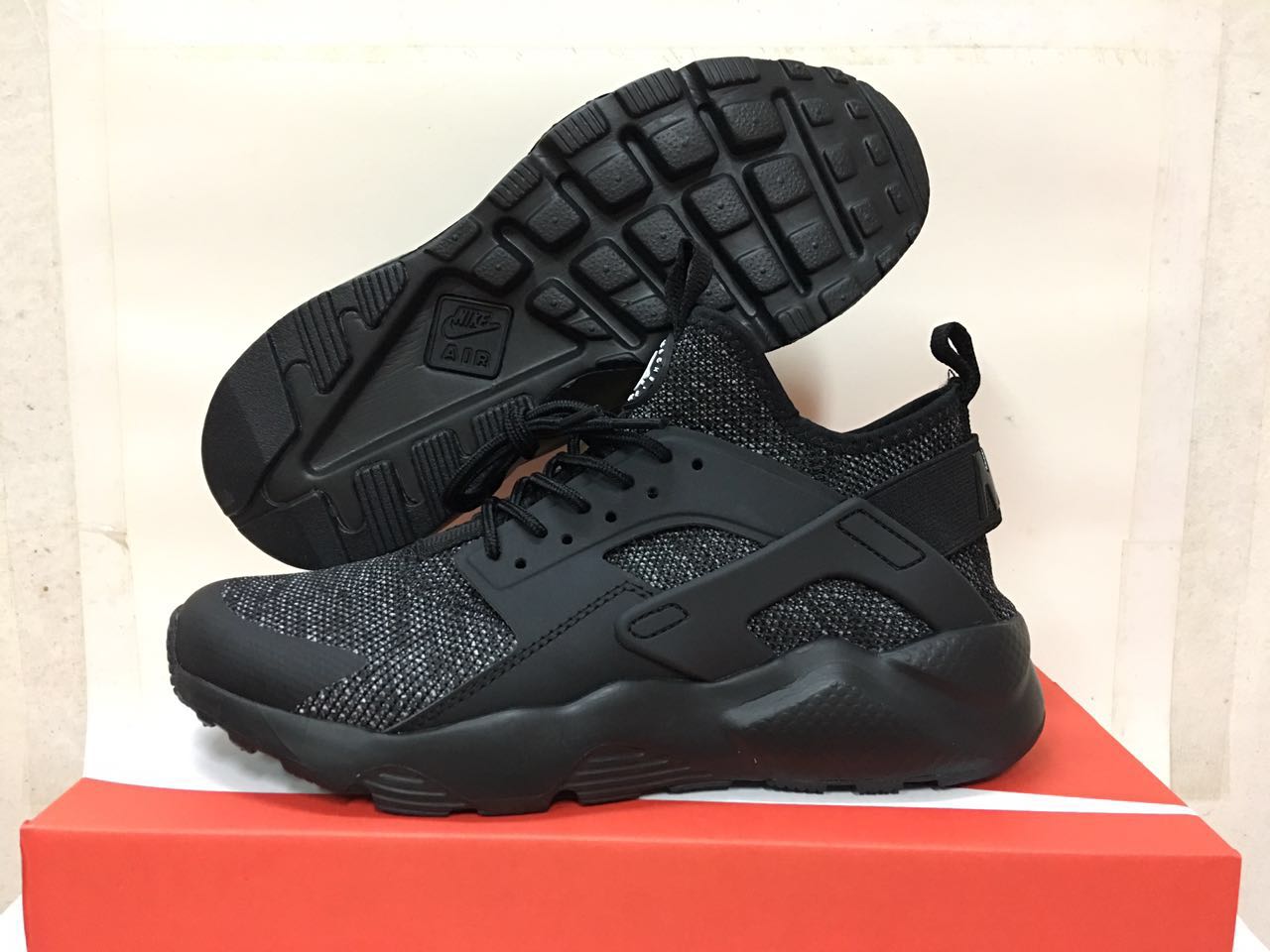 Nike Air Huarache 6 Knit Black Shoes